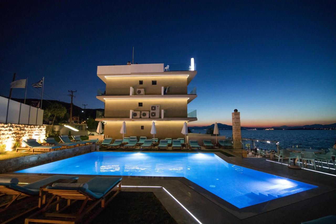 Aianteion Bay Luxury & מלון